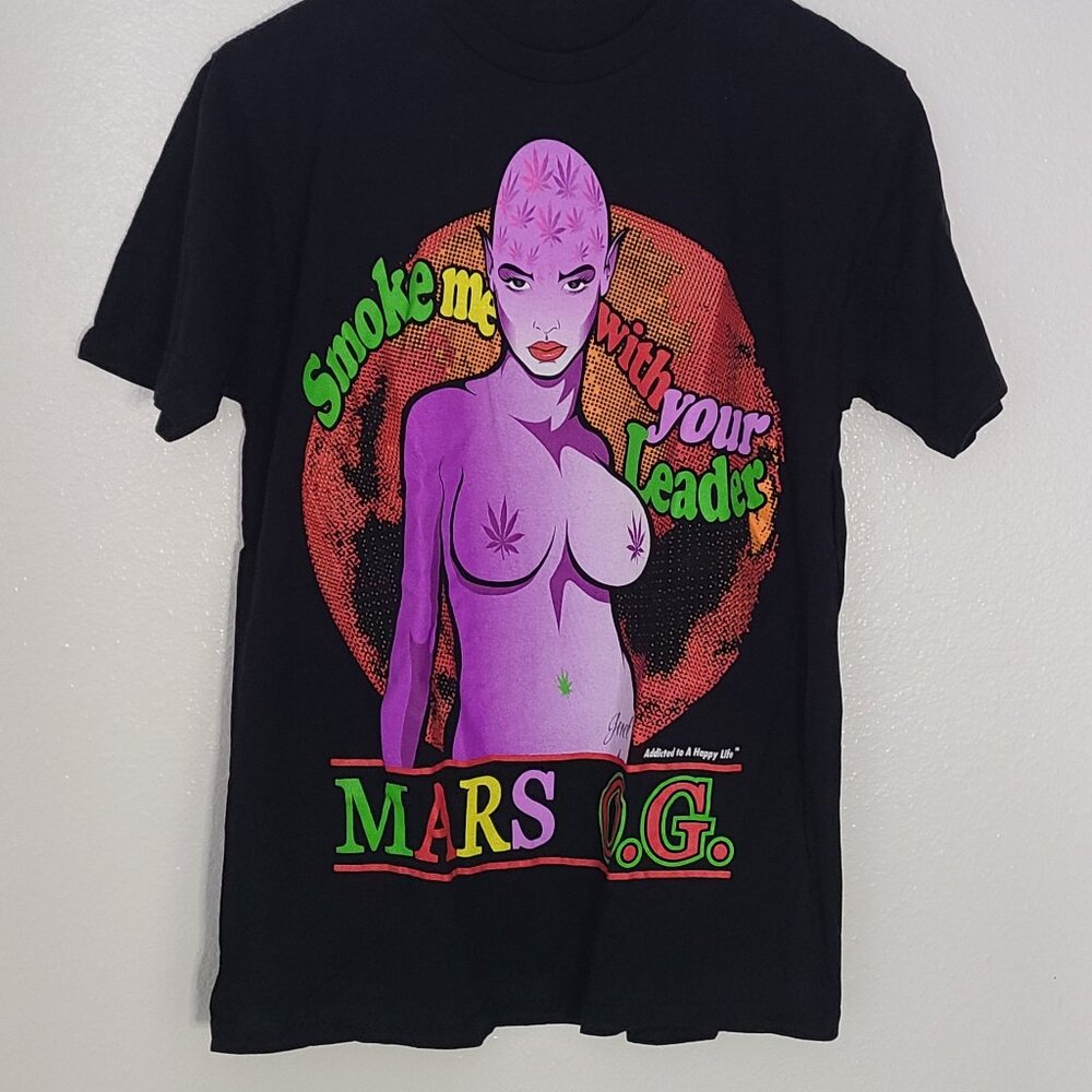 SICK 1-of-a-kind!  Unisex 420 promo M Tshirt Purple Alien Lady Mars OG strain
